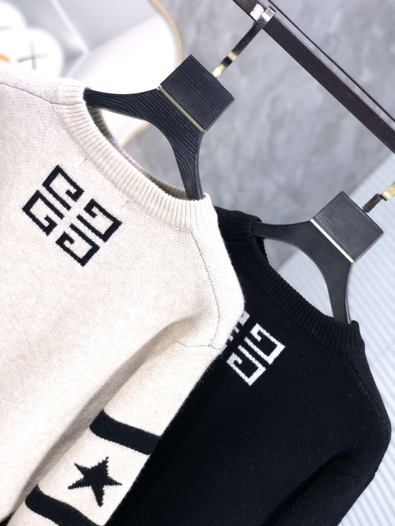 Givenchy Sweaters